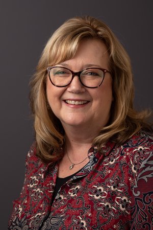 Anita Ritter, AAMS ®